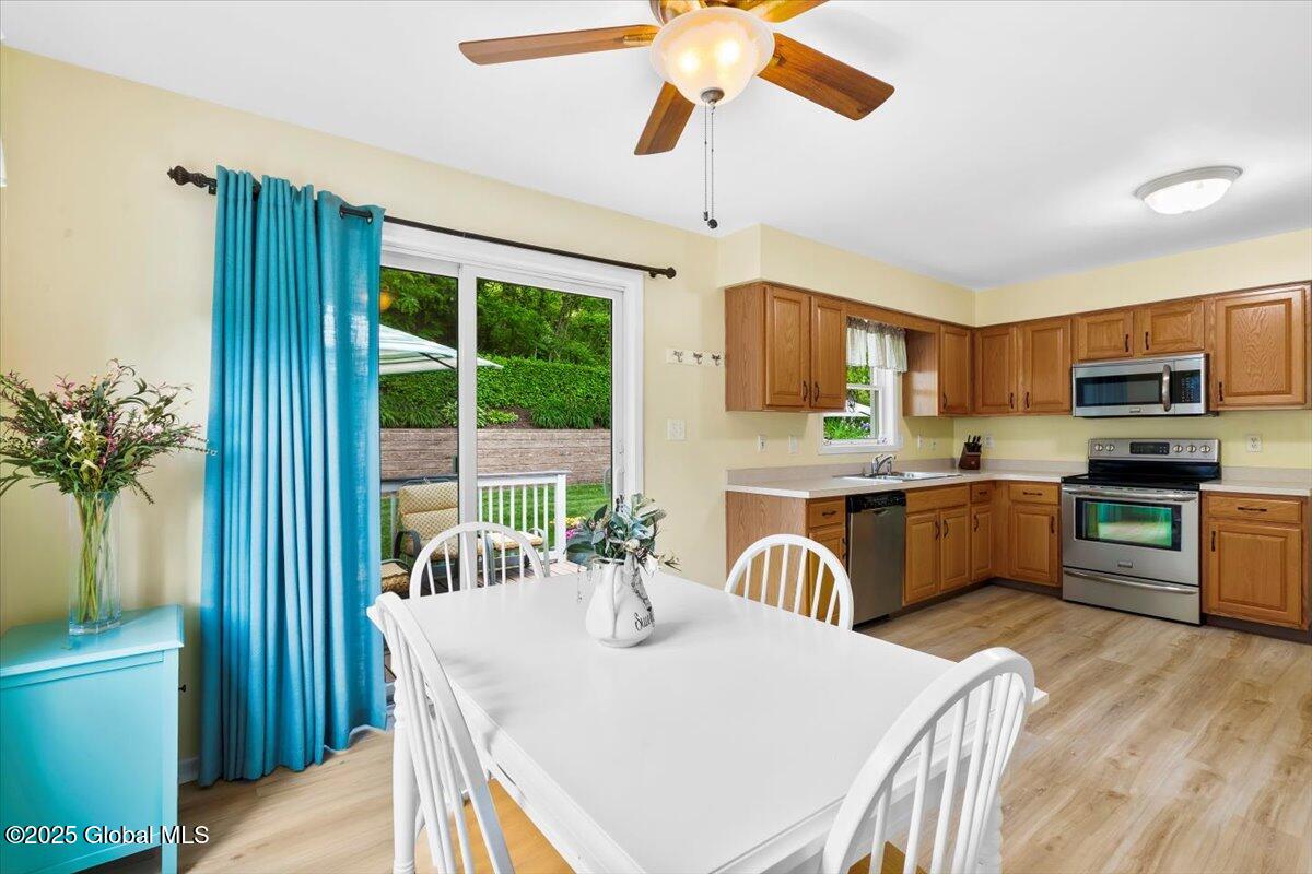 95 Whiteview Road, Wynantskill, New York image 13