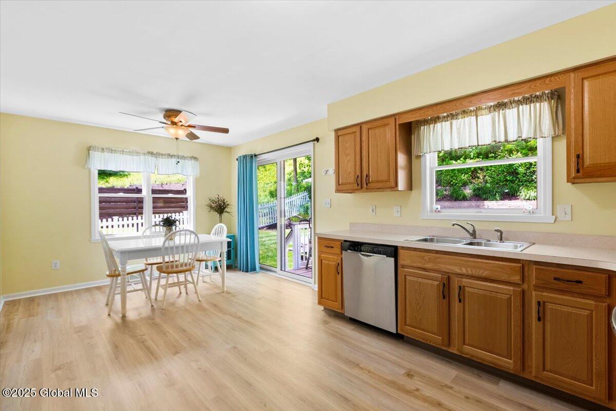 95 Whiteview Road, Wynantskill, New York image 12