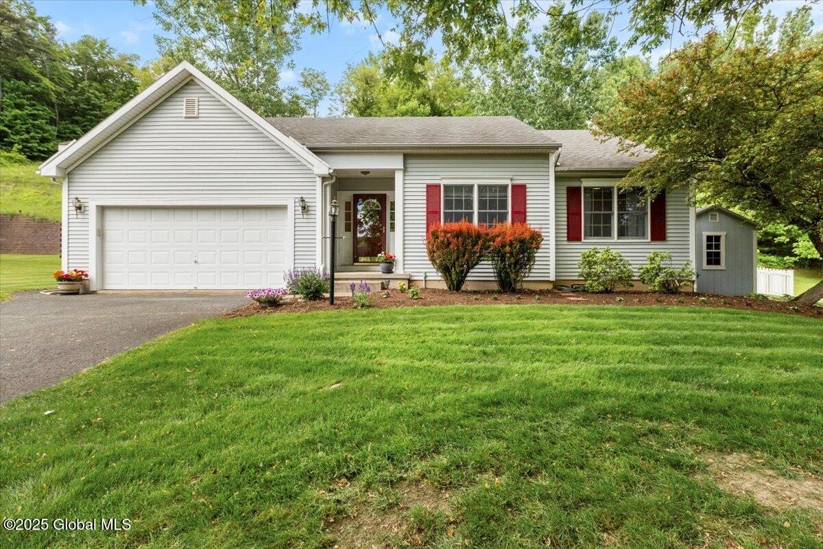 95 Whiteview Road, Wynantskill, New York image 2