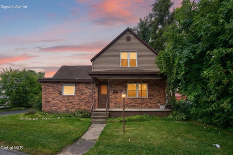 Photo of 341 Princetown Road, Schenectady, NY 12306 (MLS # 202626449)