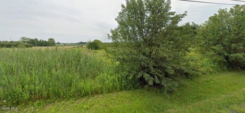 Photo of 563 Waite Road, Rexford, NY 12148 (MLS # 202530007)