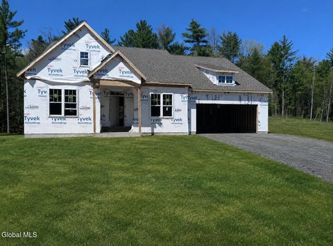 Homes For Sale - 32 Sagano Street<br/> Saratoga County, Saratoga Springs, NY 12866