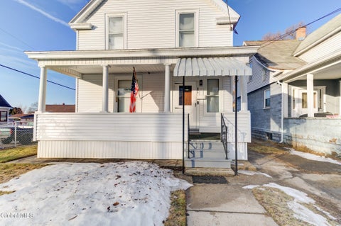 Homes For Sale - 876 Thompson Street<br/> Schenectady, NY 12306