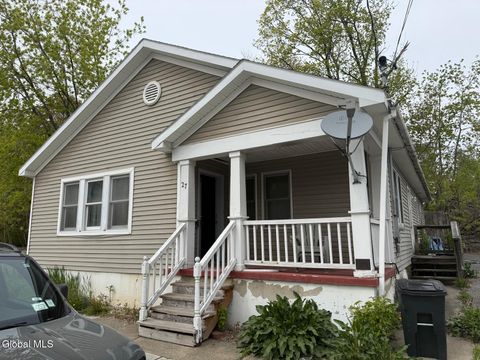 Photo of 27 Osborne Street, Albany, NY 12202 (MLS # 202616577)
