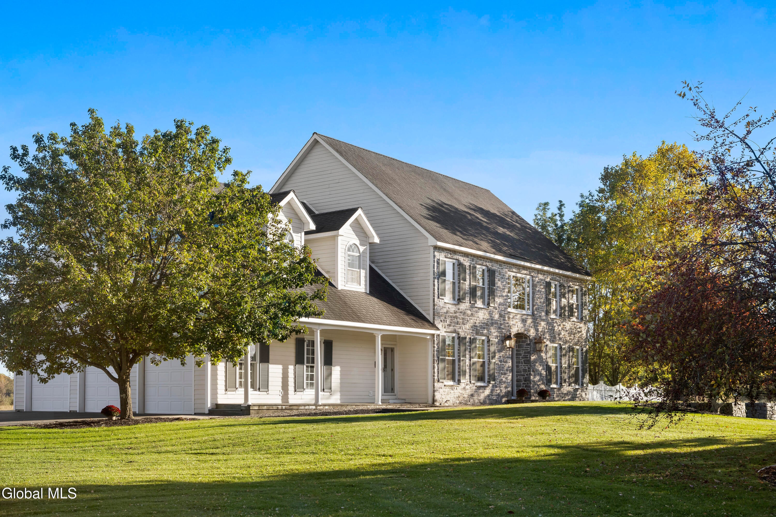 8 Pauley Ln Lane