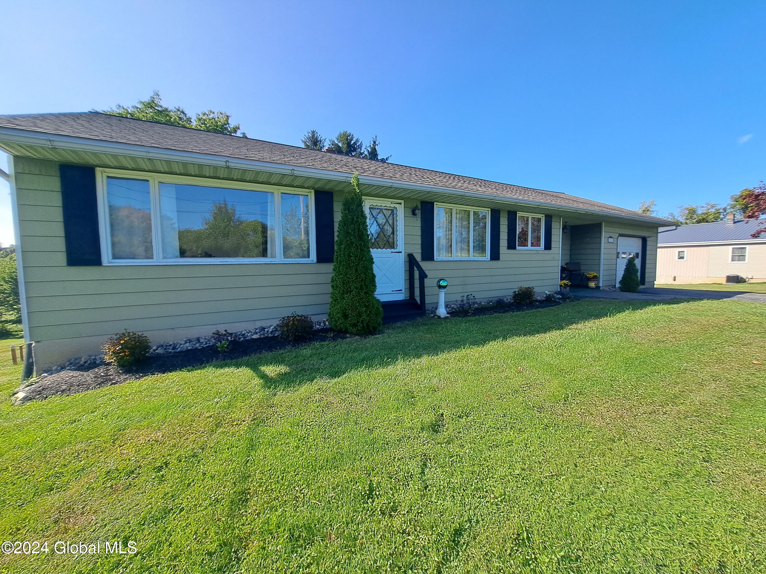 1171 Ny-40, Schaghticoke, New York image 2