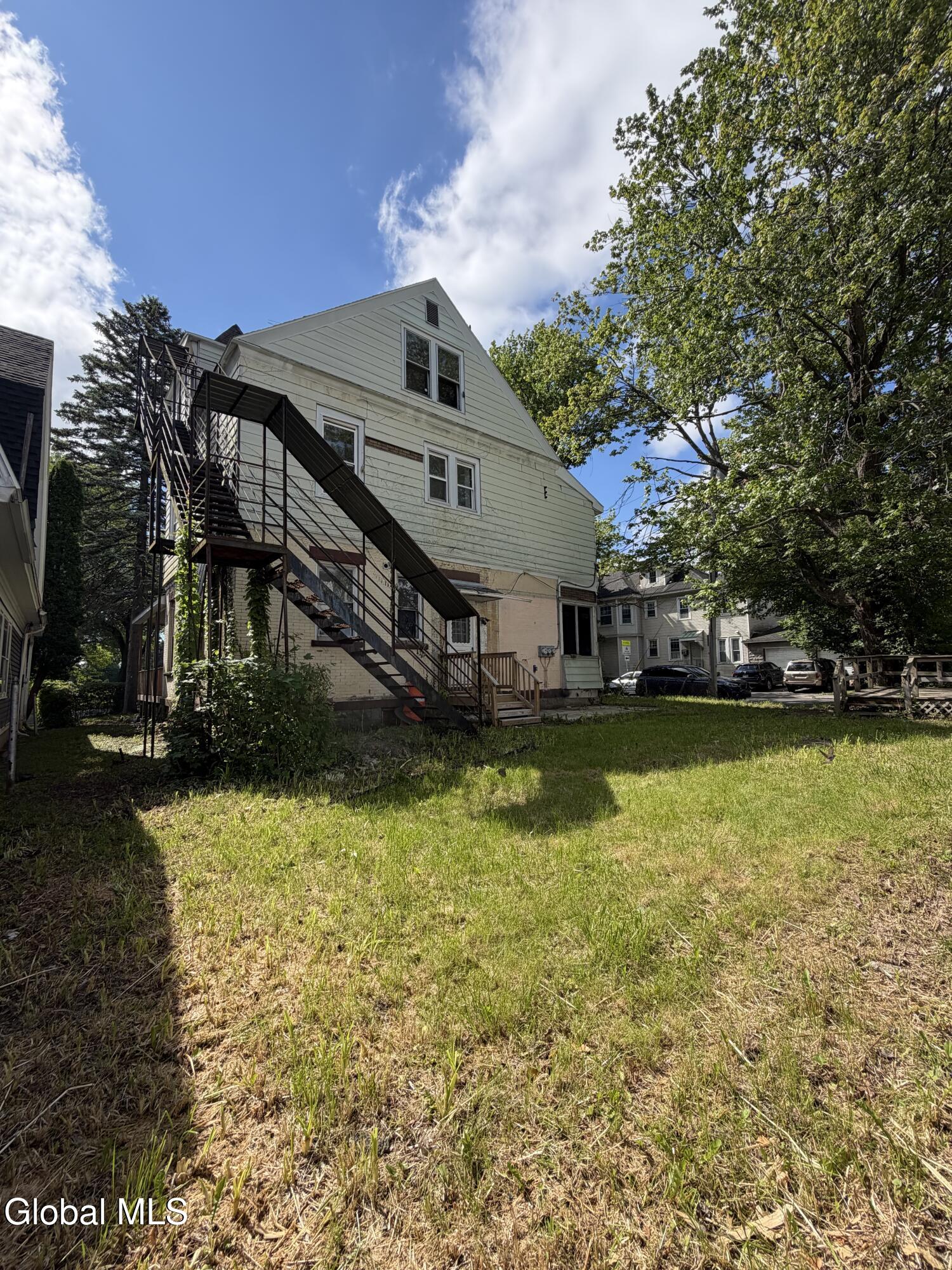 103 Delaware Avenue