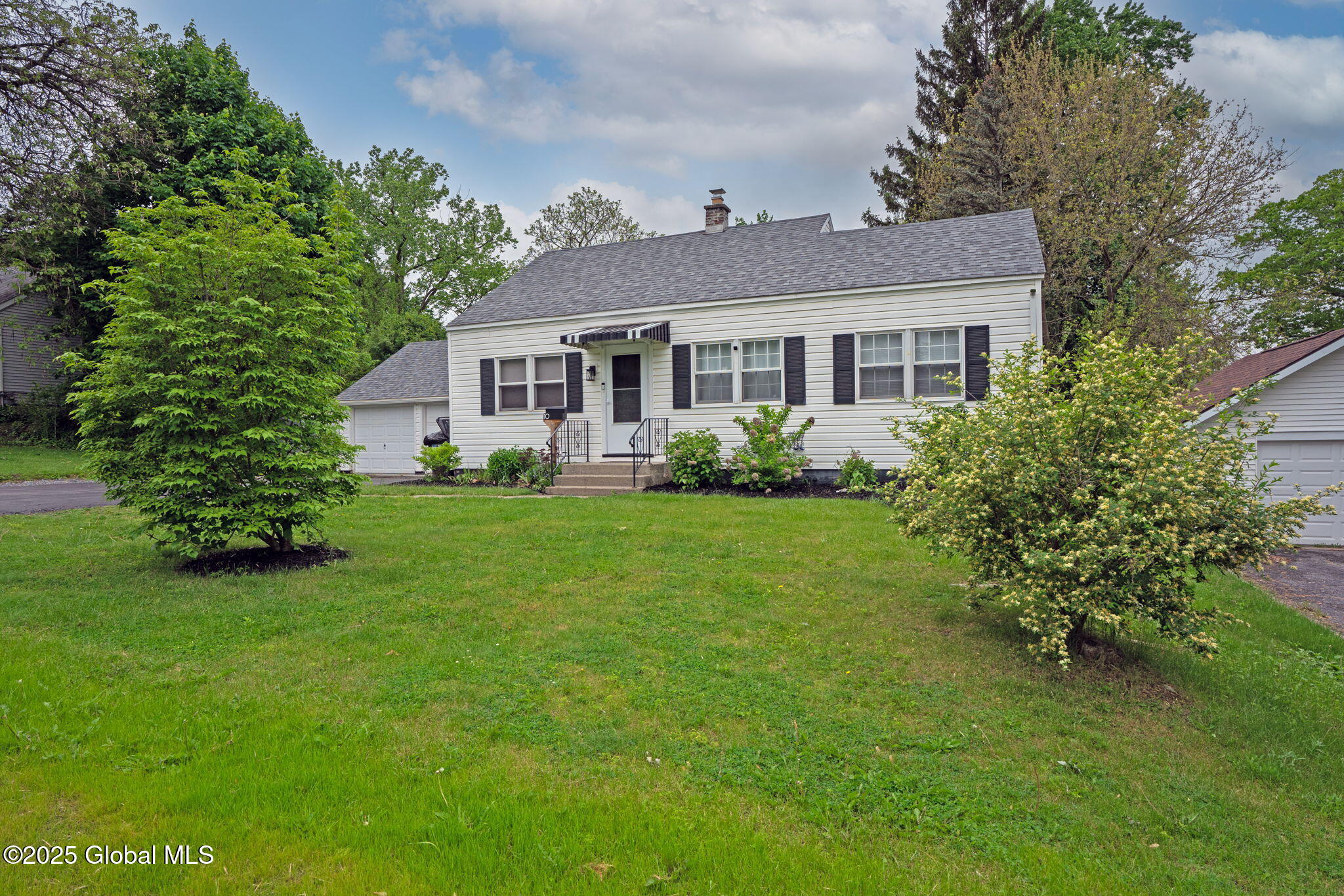 10 Virginia Boulevard, Schenectady, New York image 2