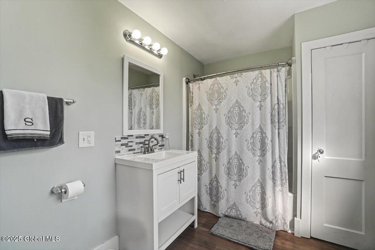 17 Keenan Street, Glens Falls, New York image 30