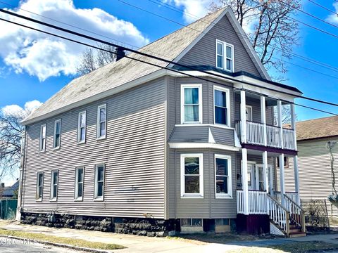 Photo of 501 Paige Street, Schenectady, NY 12307 (MLS # 202615441)