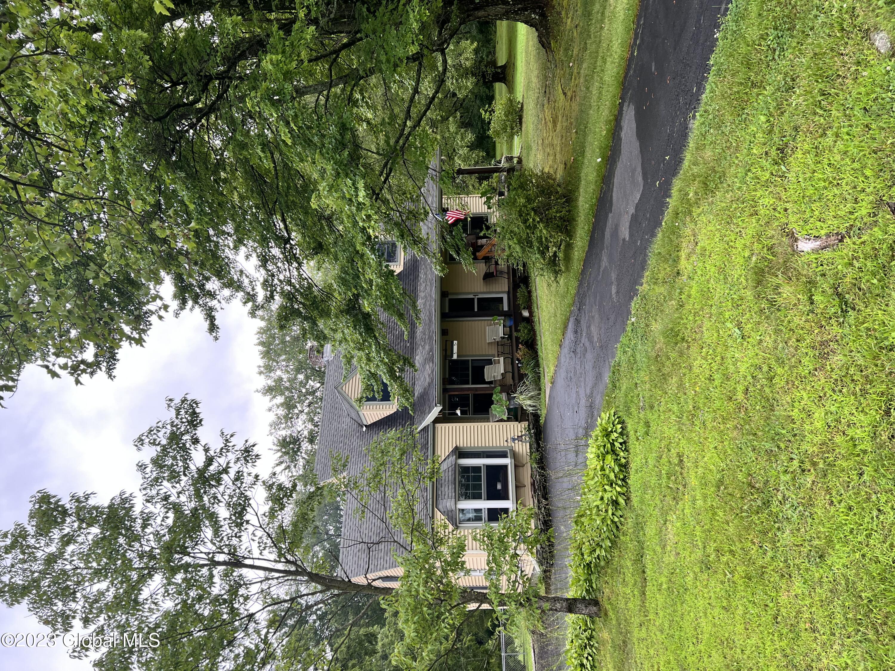 10 Beecher Road, Coxsackie, New York image 1