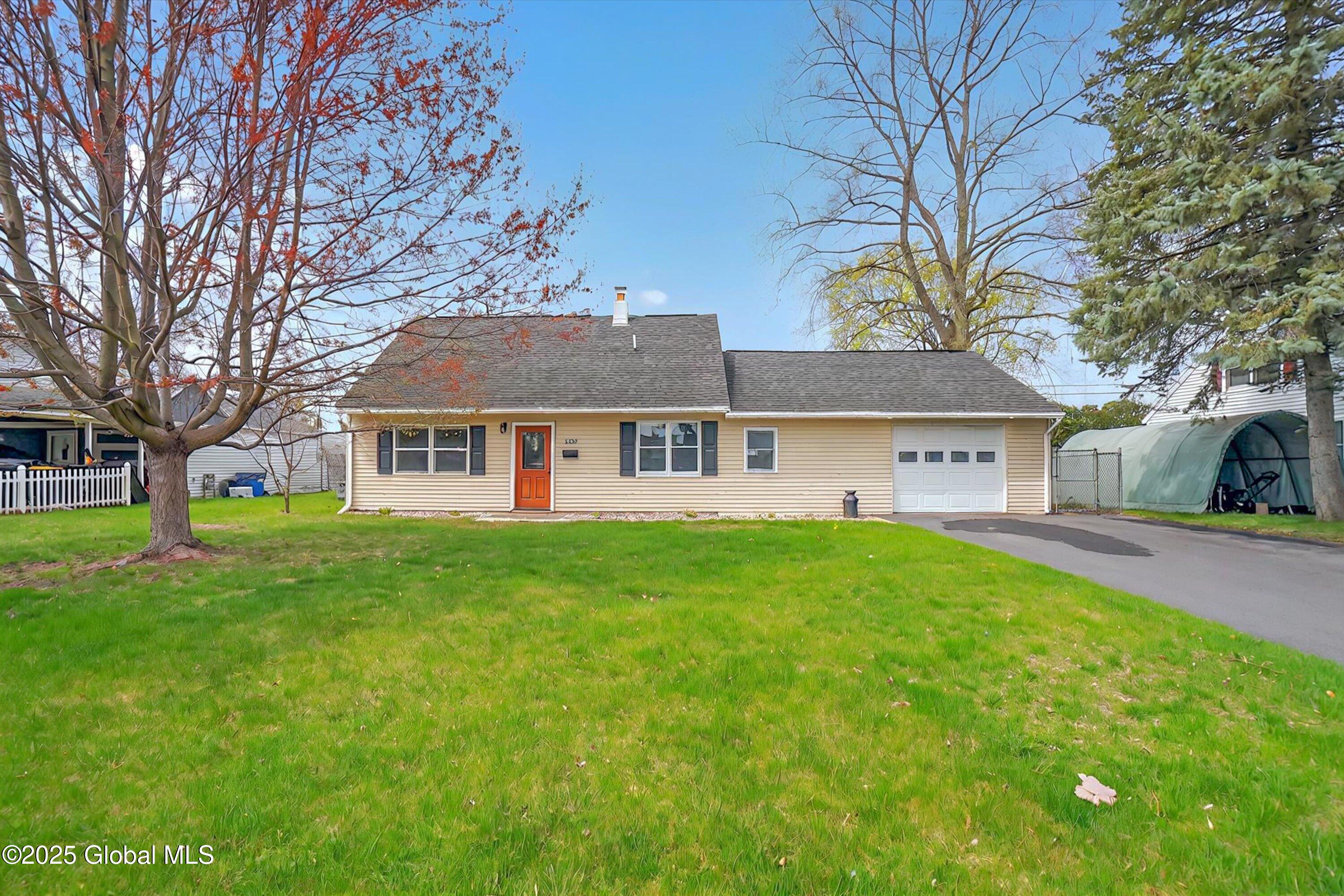 1129 Outer Drive, Schenectady, New York image 36