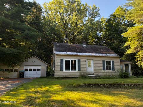 Homes For Sale - 284 Snyders Corners Road<br/> Rensselaer County, Poestenkill, NY 12198