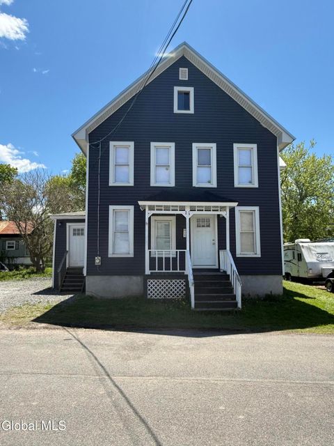 Homes For Sale - 25 Broad Street<br/> Montgomery County, Fultonville, NY 12072