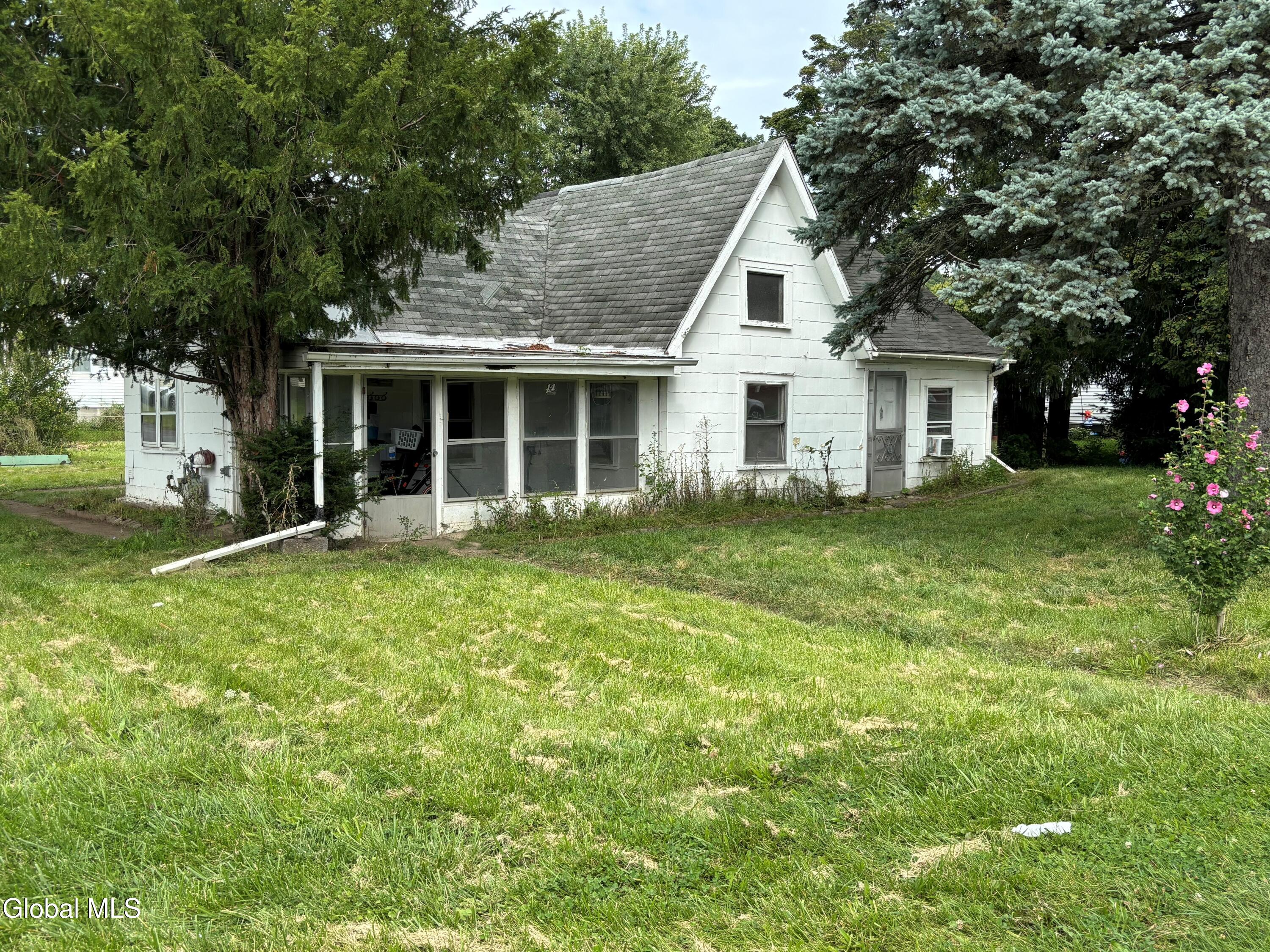 129 Main Avenue