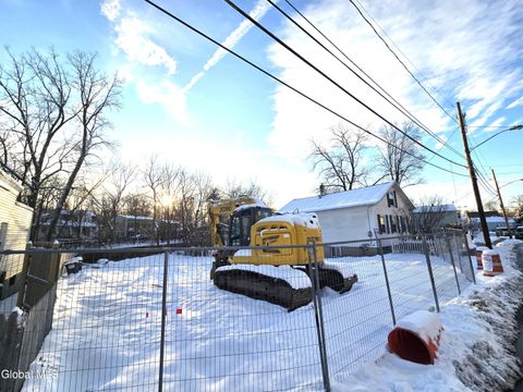 Photo of 136 2nd Avenue, Rensselaer, NY 12144 (MLS # 202516020)