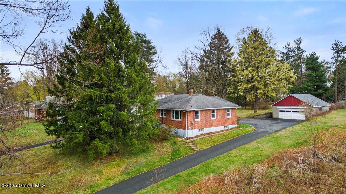 265 N Greenbush Road, Troy, New York image 2