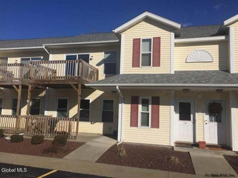 Photo of 1710 Cambridge Manor Drive, Schenectady, NY 12302 (MLS # 202620079)