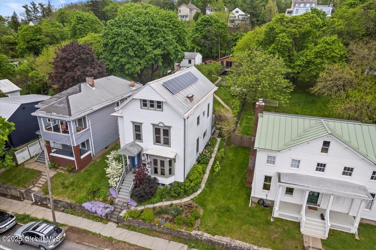 44 Worth Avenue, Hudson, New York image 2