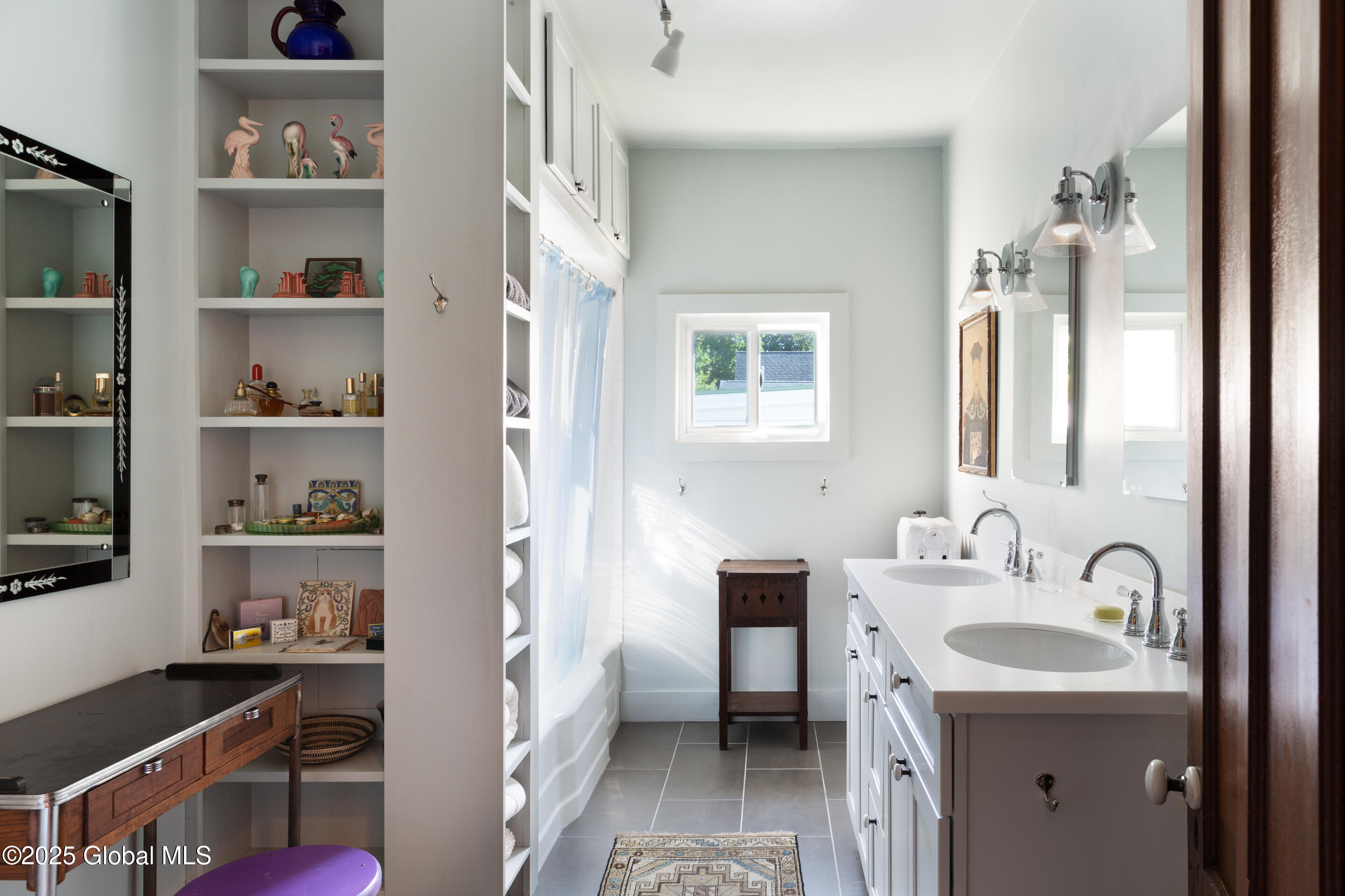 44 Worth Avenue, Hudson, New York image 31