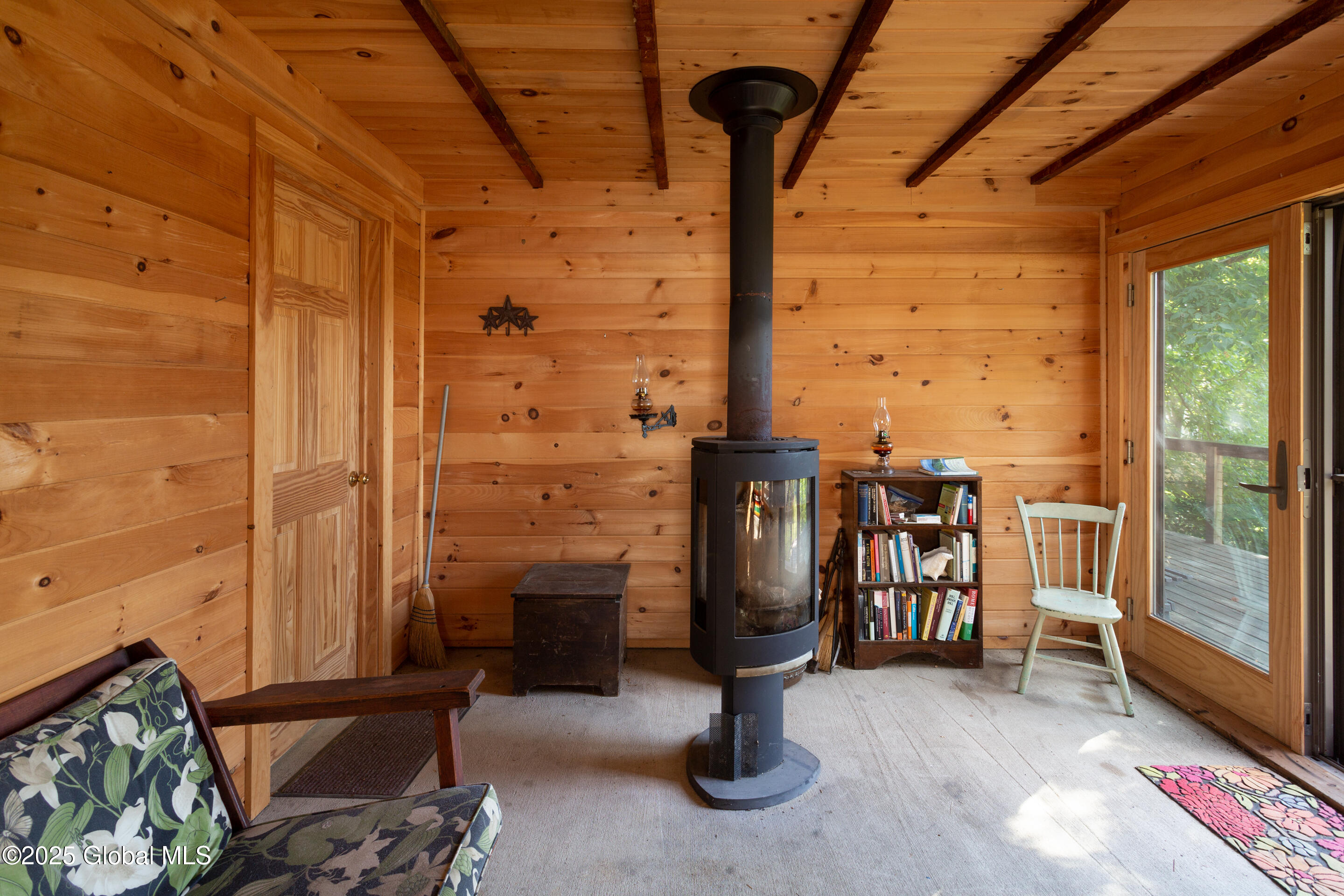 44 Worth Avenue, Hudson, New York image 24