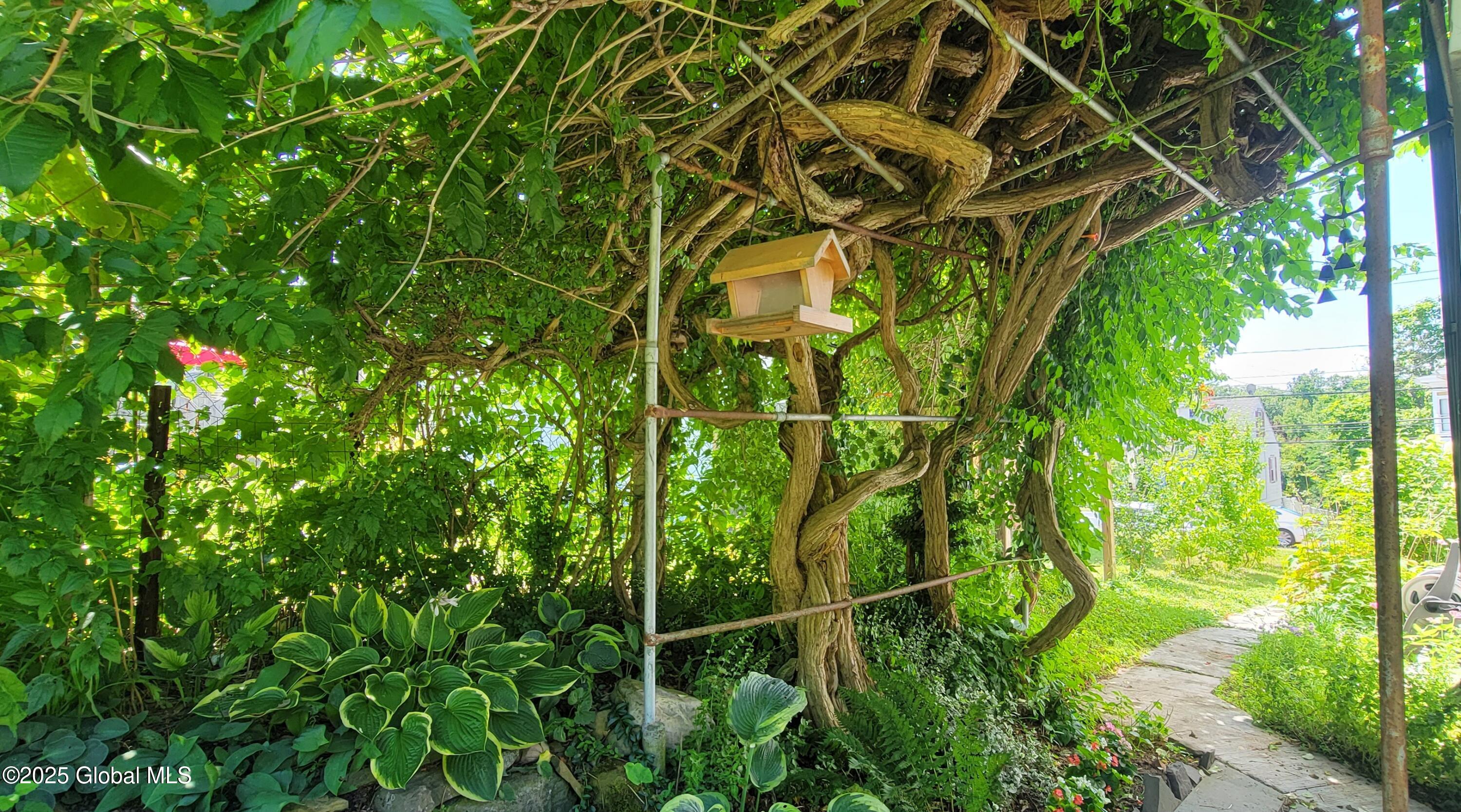44 Worth Avenue, Hudson, New York image 7