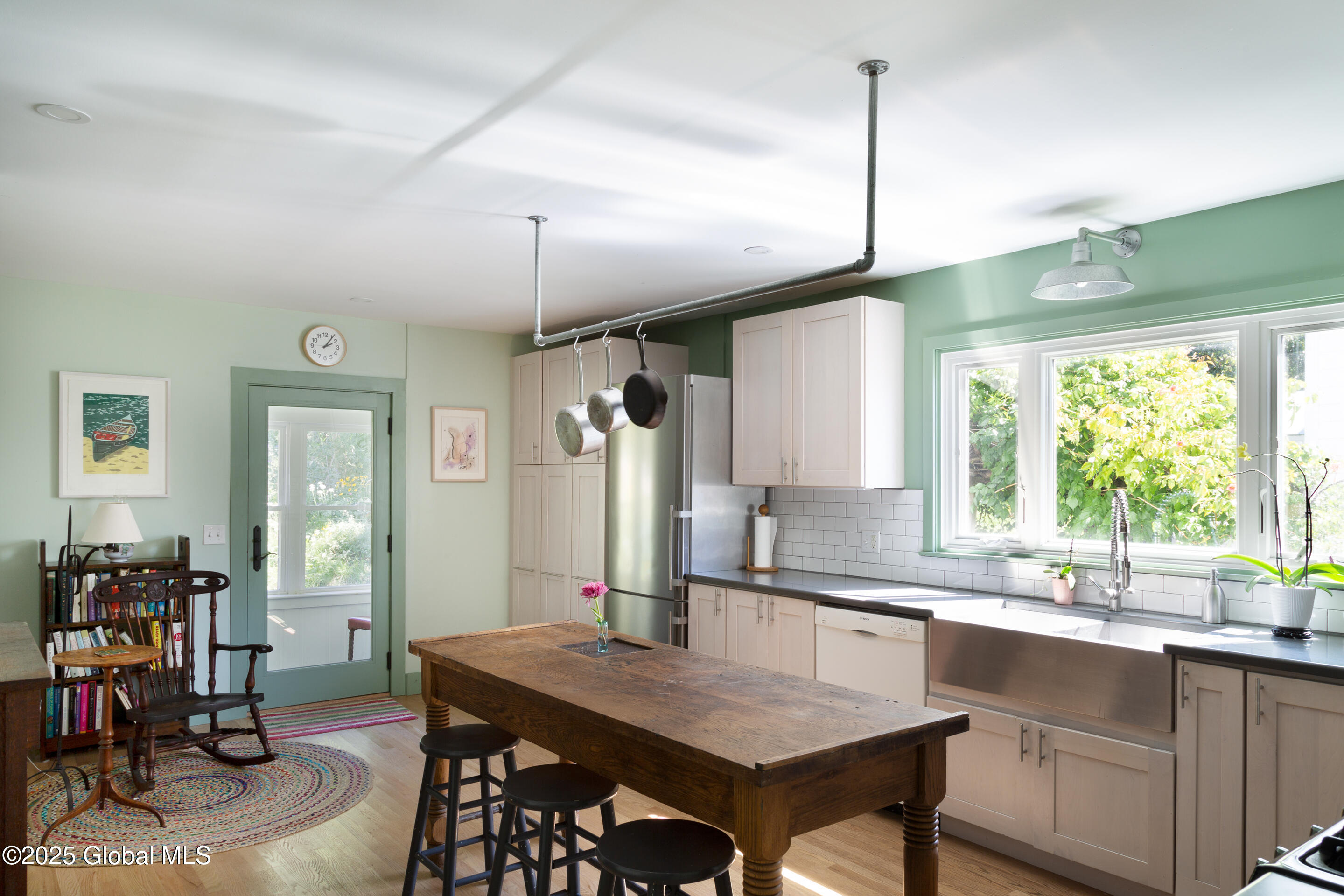 44 Worth Avenue, Hudson, New York image 17