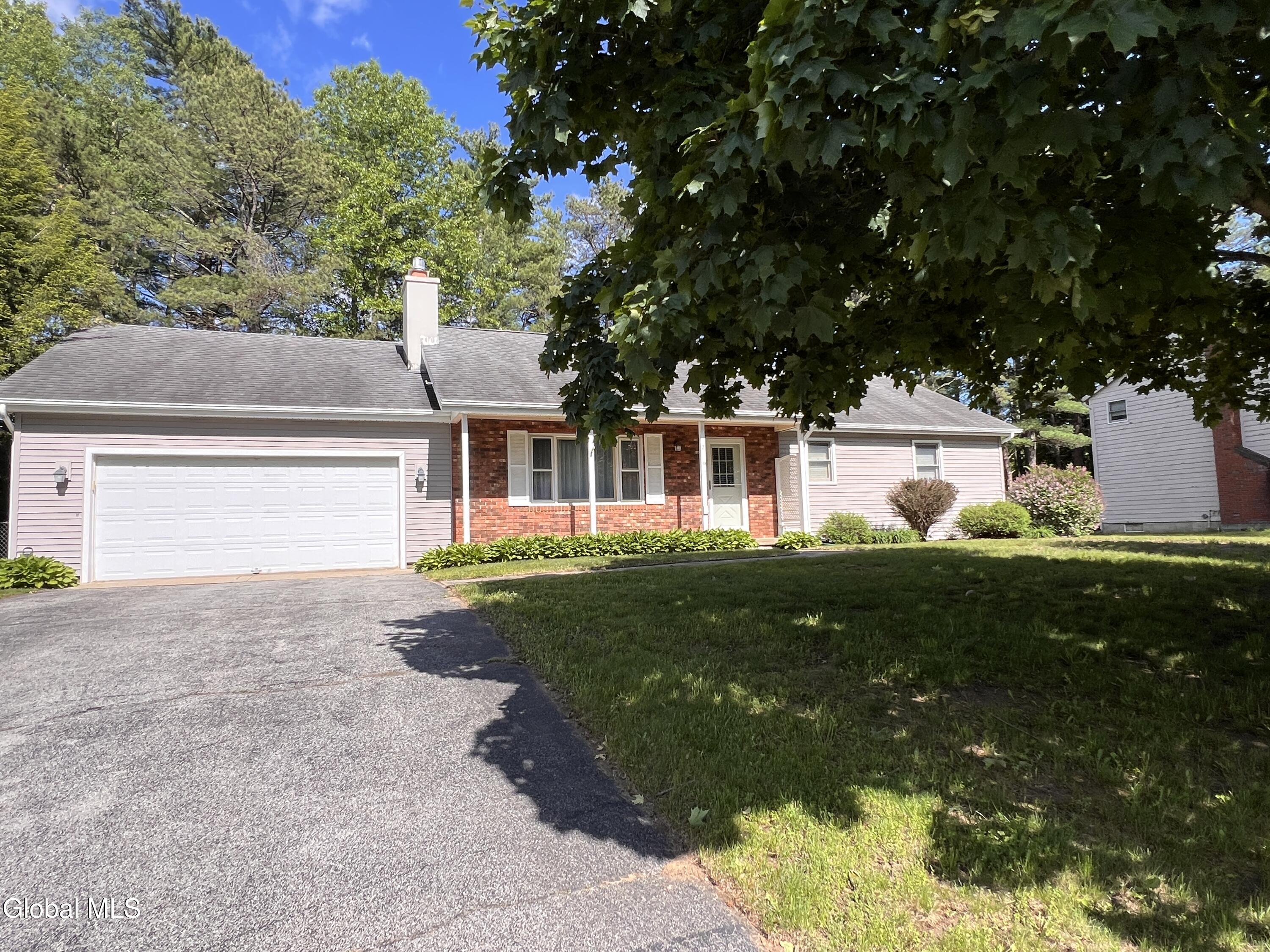 7 Sweetbriar Lane