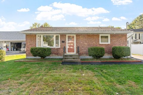 Photo of 5 New Hampshire Avenue, Rensselaer, NY 12144 (MLS # 202528100)