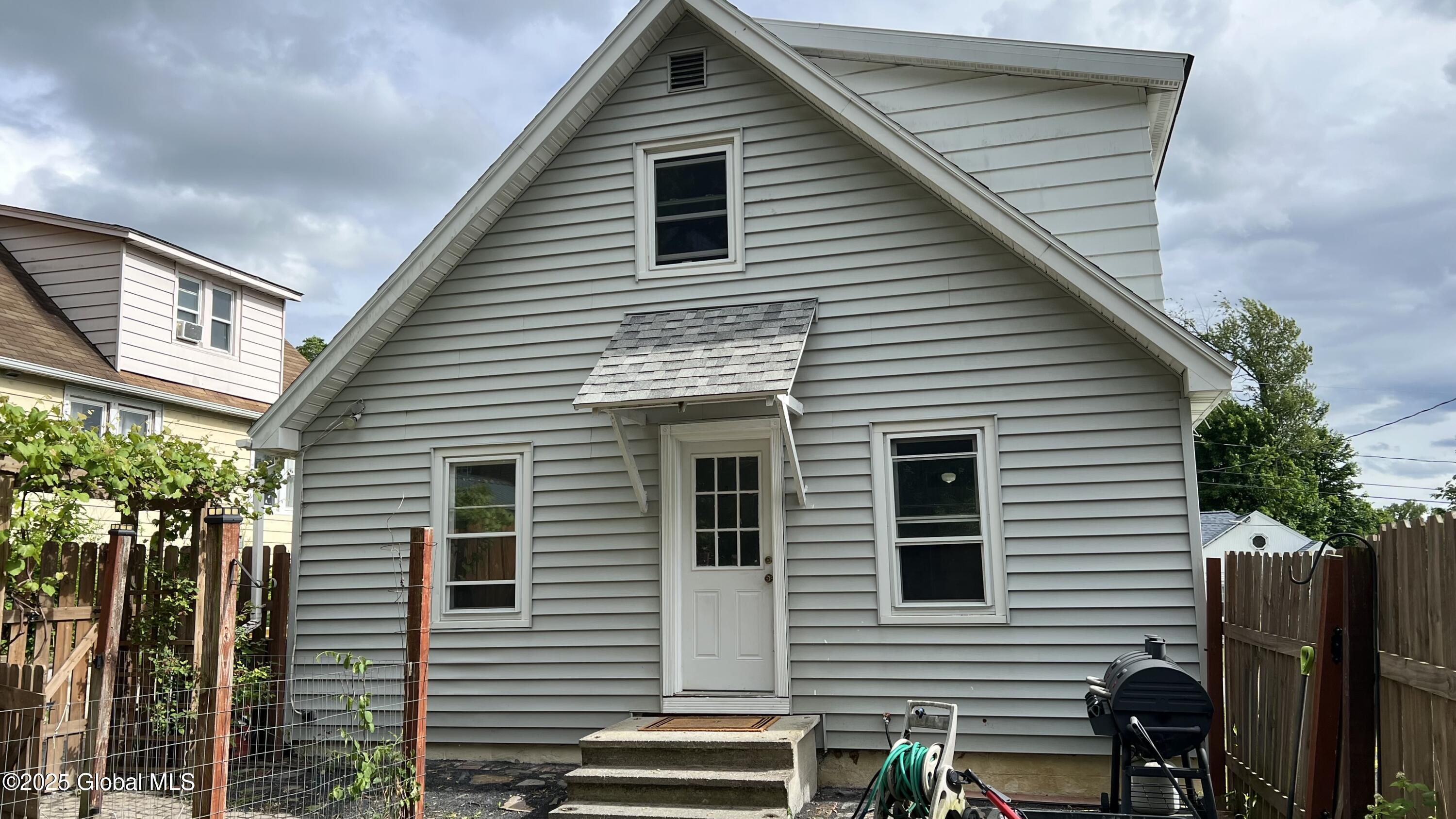 209 E Hudson Ave East Ave, Rensselaer, New York image 28