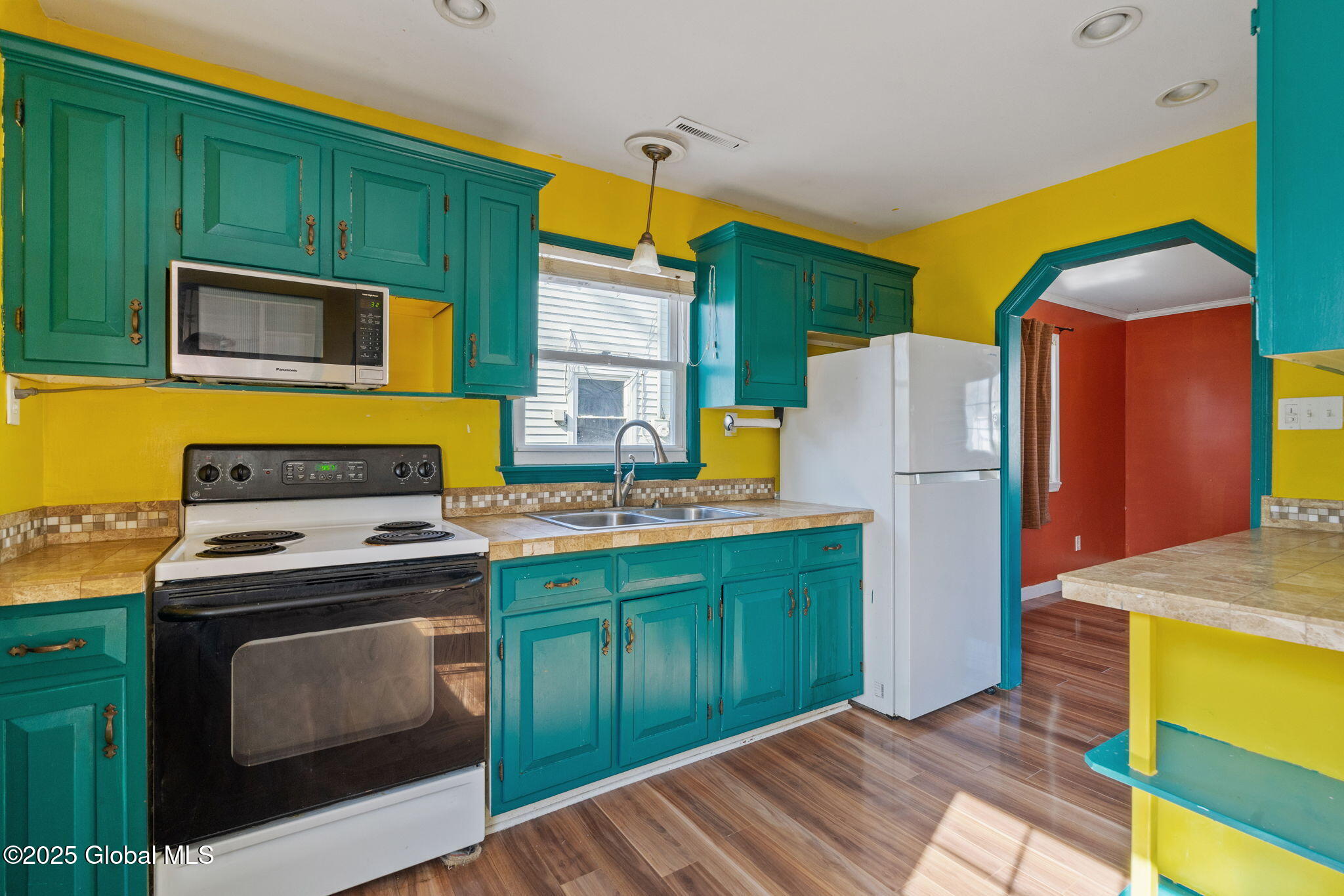 420 Clayton Road, Schenectady, New York image 9