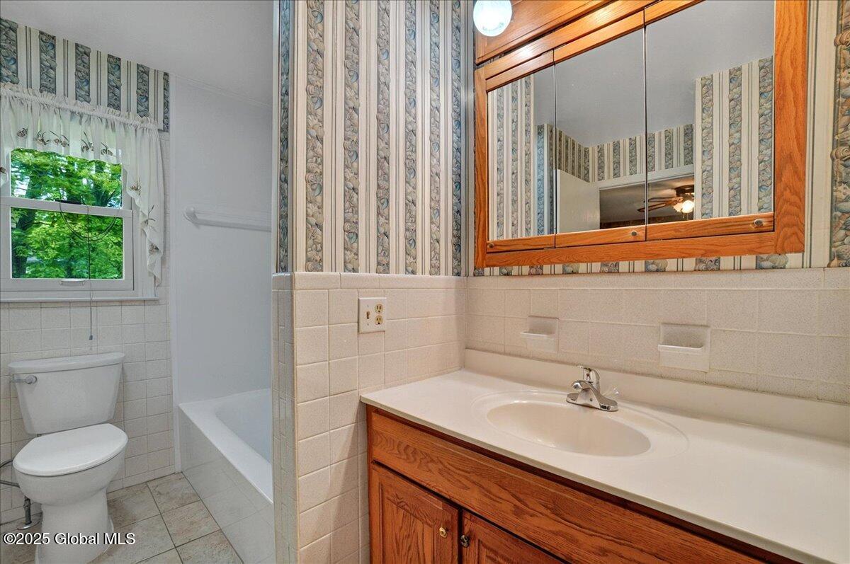 44 Fredericks Road, Glenville, New York image 20