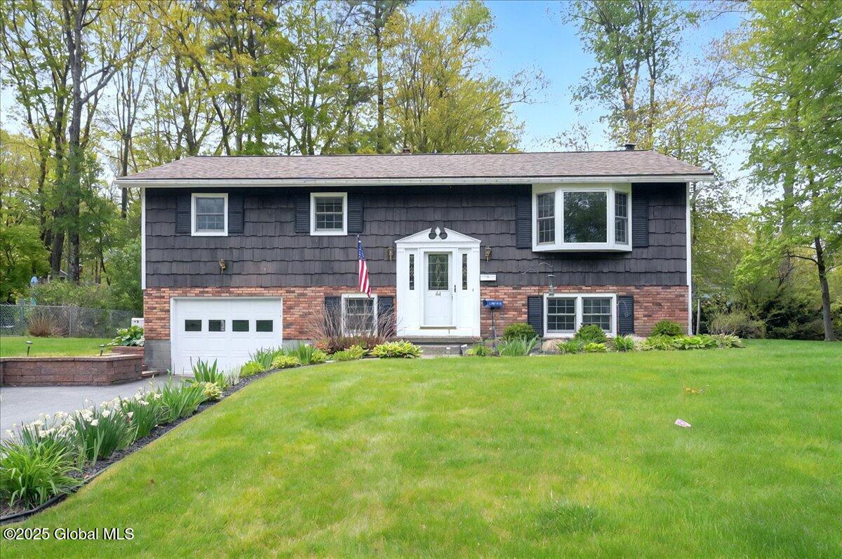 44 Fredericks Road, Glenville, New York image 1