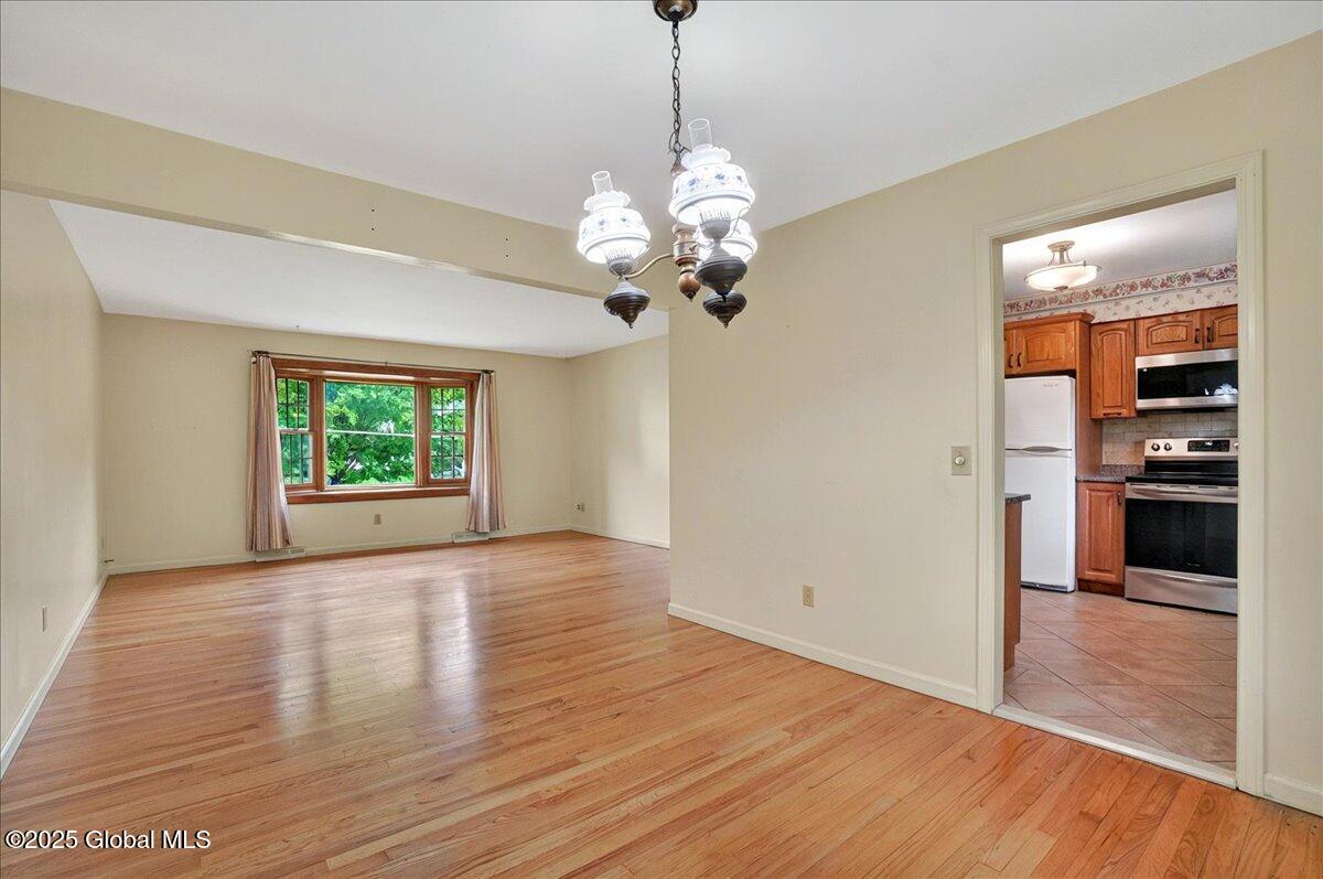 44 Fredericks Road, Glenville, New York image 2
