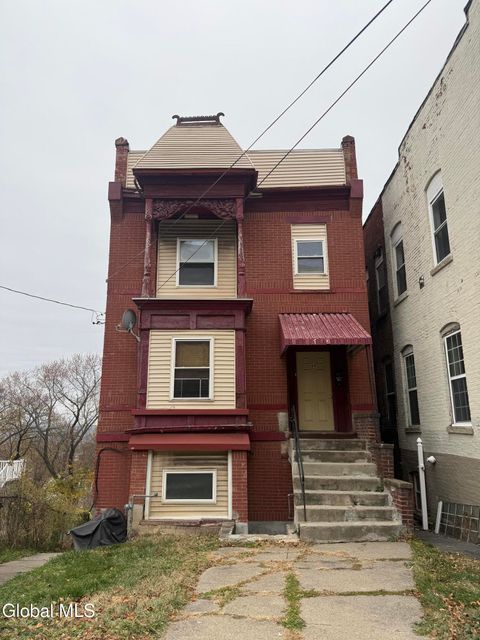 Photo of 64 Oakwood Avenue, Troy, NY 12180 (MLS # 202529932)