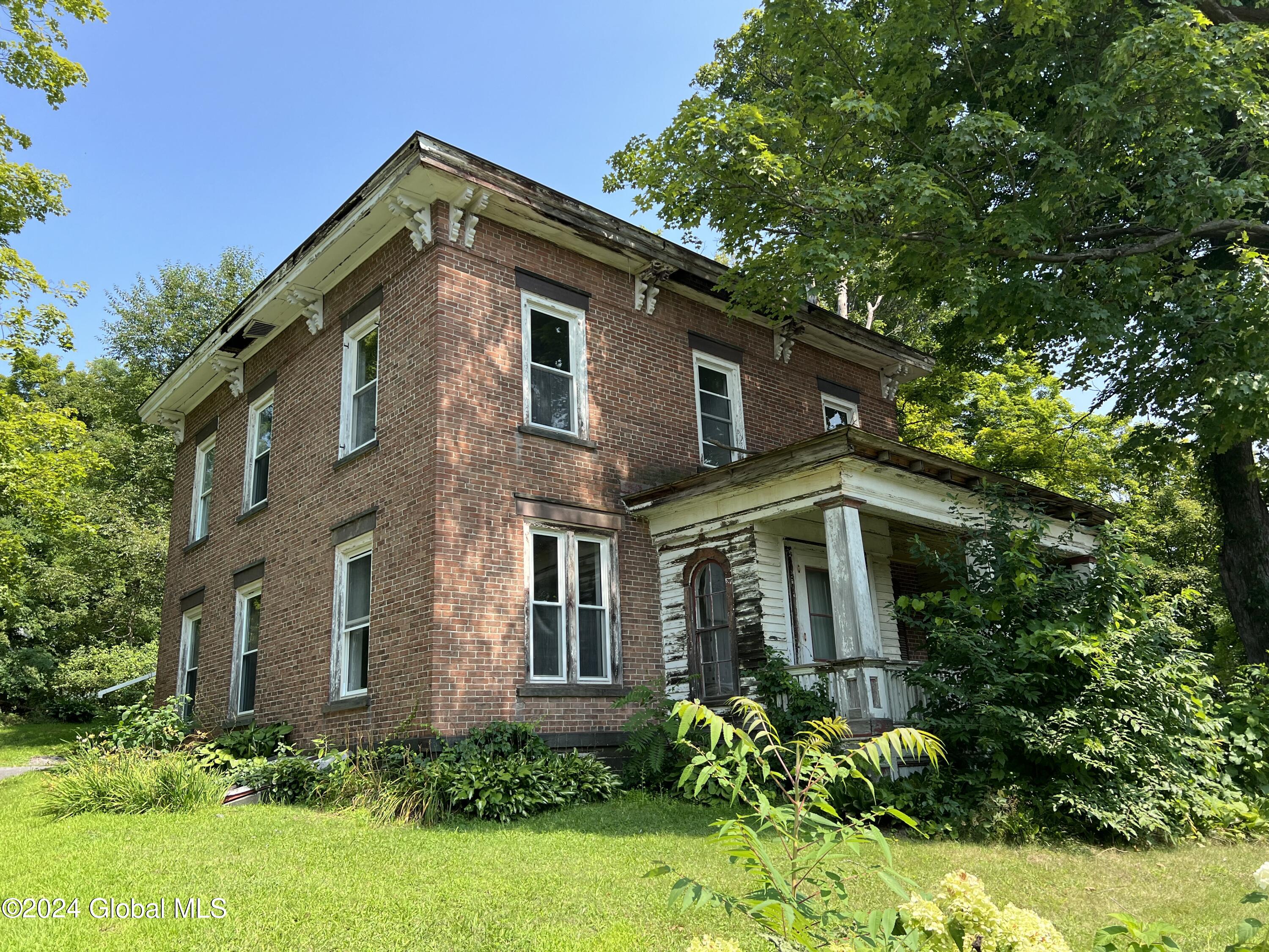 39 Dayton Hill Road, Middle Granville, New York image 1