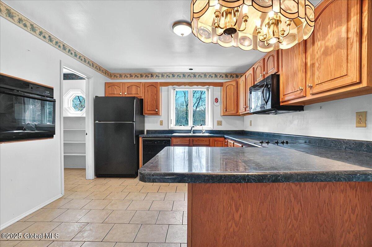 15 Ruby Lane, Selkirk, New York image 16
