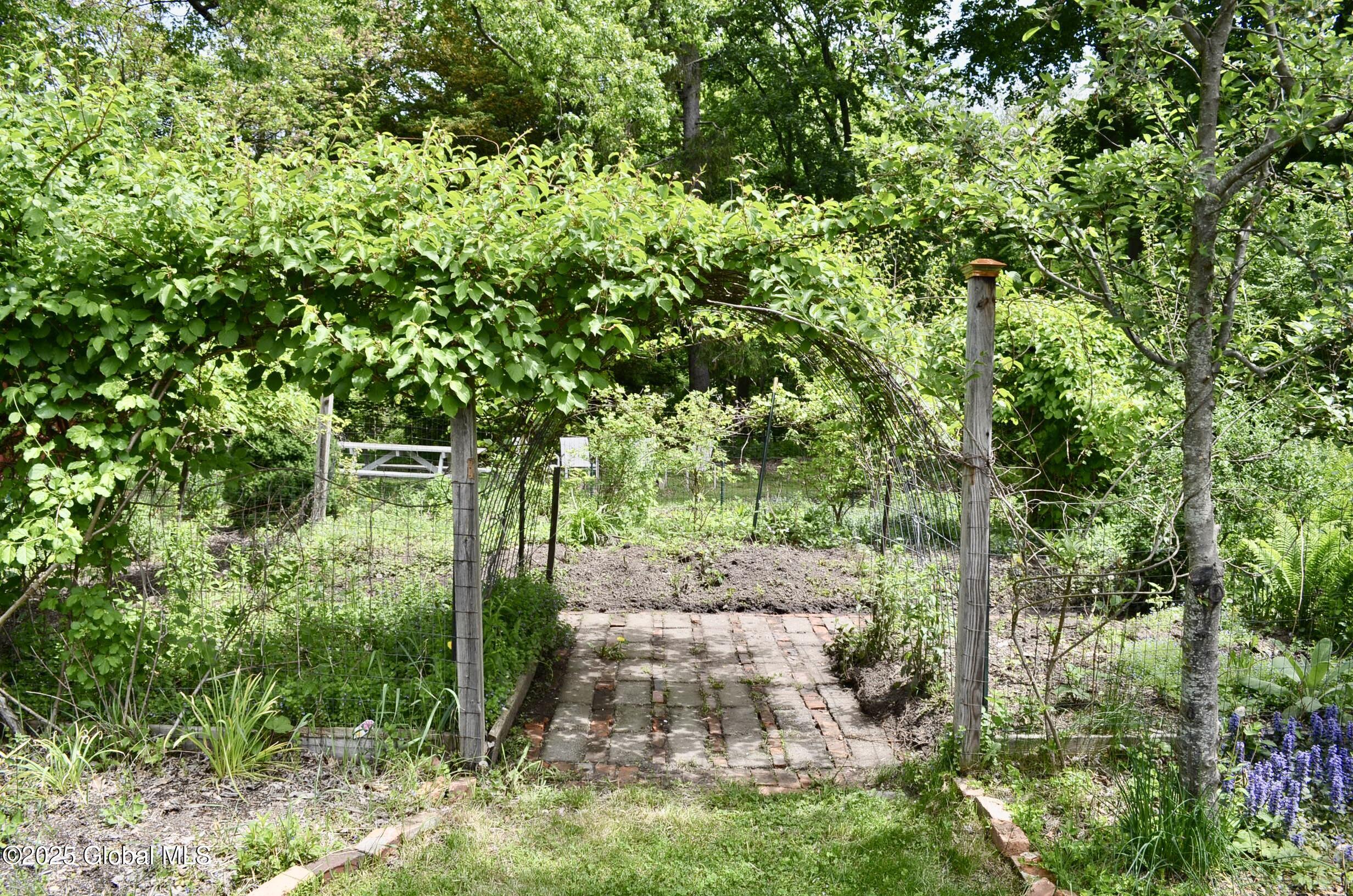2 Willow Lane, East Greenbush, New York image 28