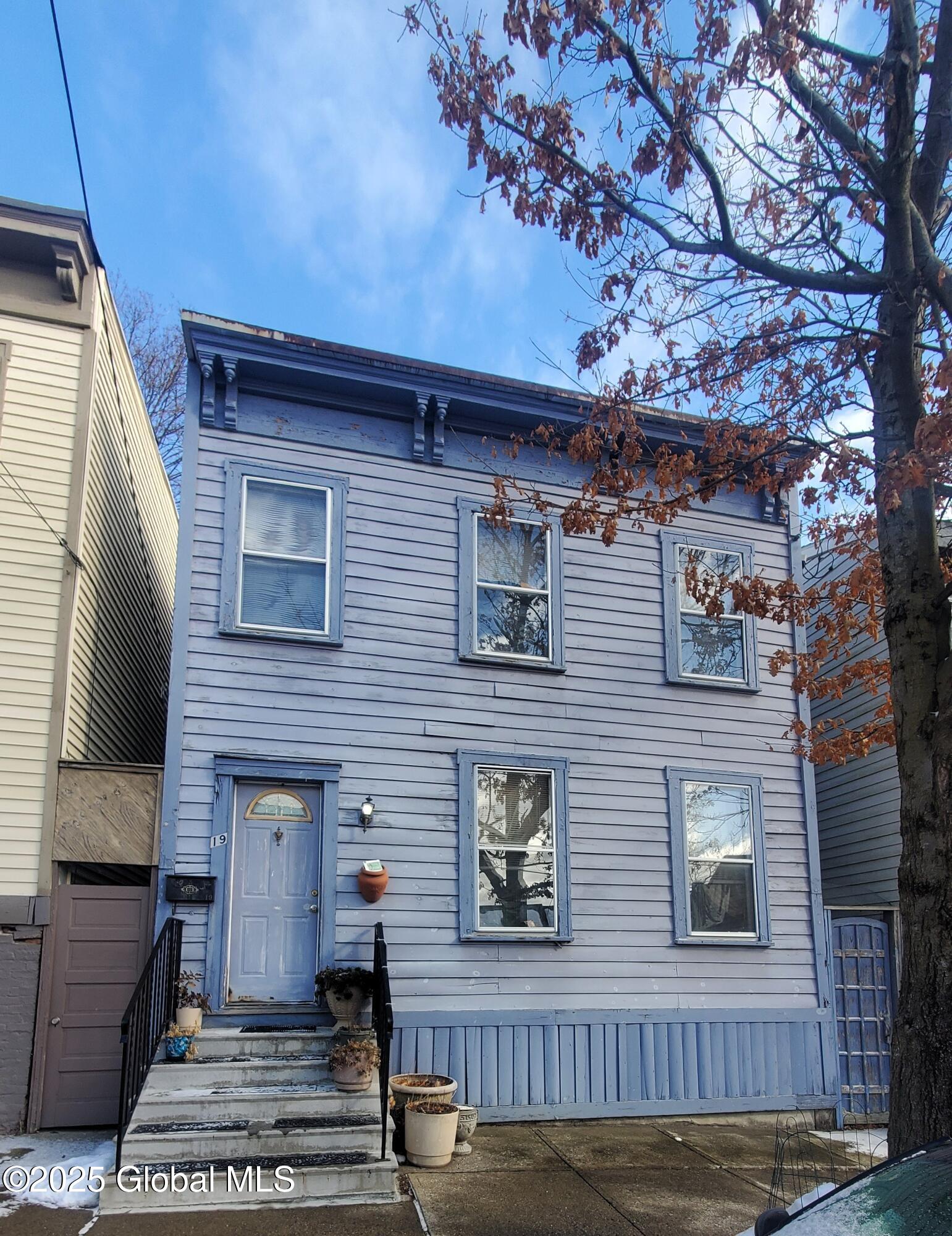 19 Bleecker Place, Albany, New York image 3