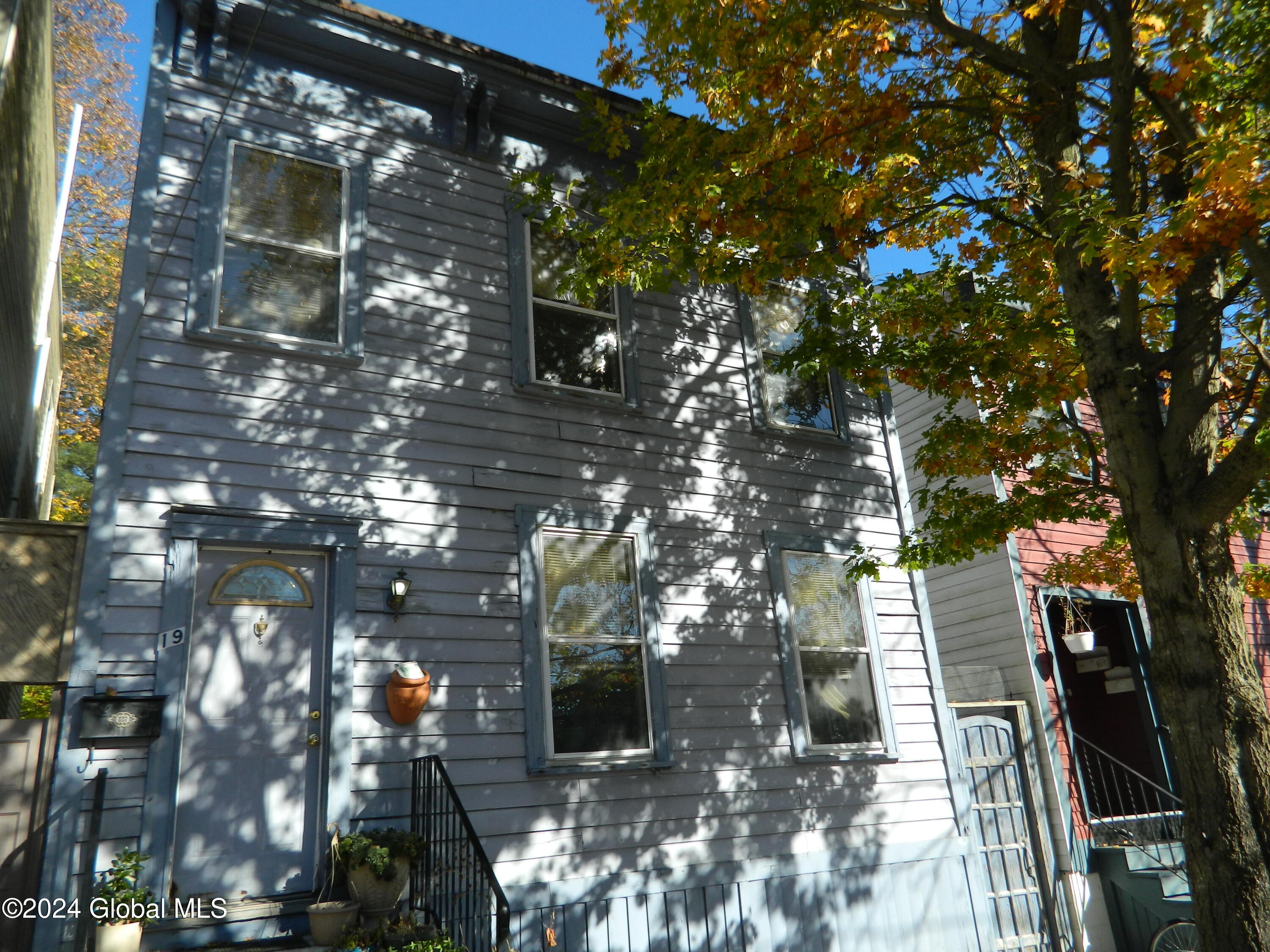 19 Bleecker Place, Albany, New York image 12