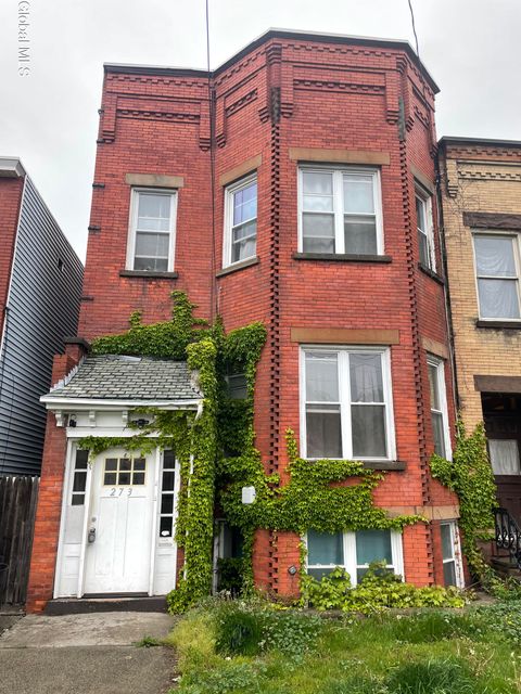 Photo of 273 Western Avenue, Albany, NY 12203 (MLS # 202525541)
