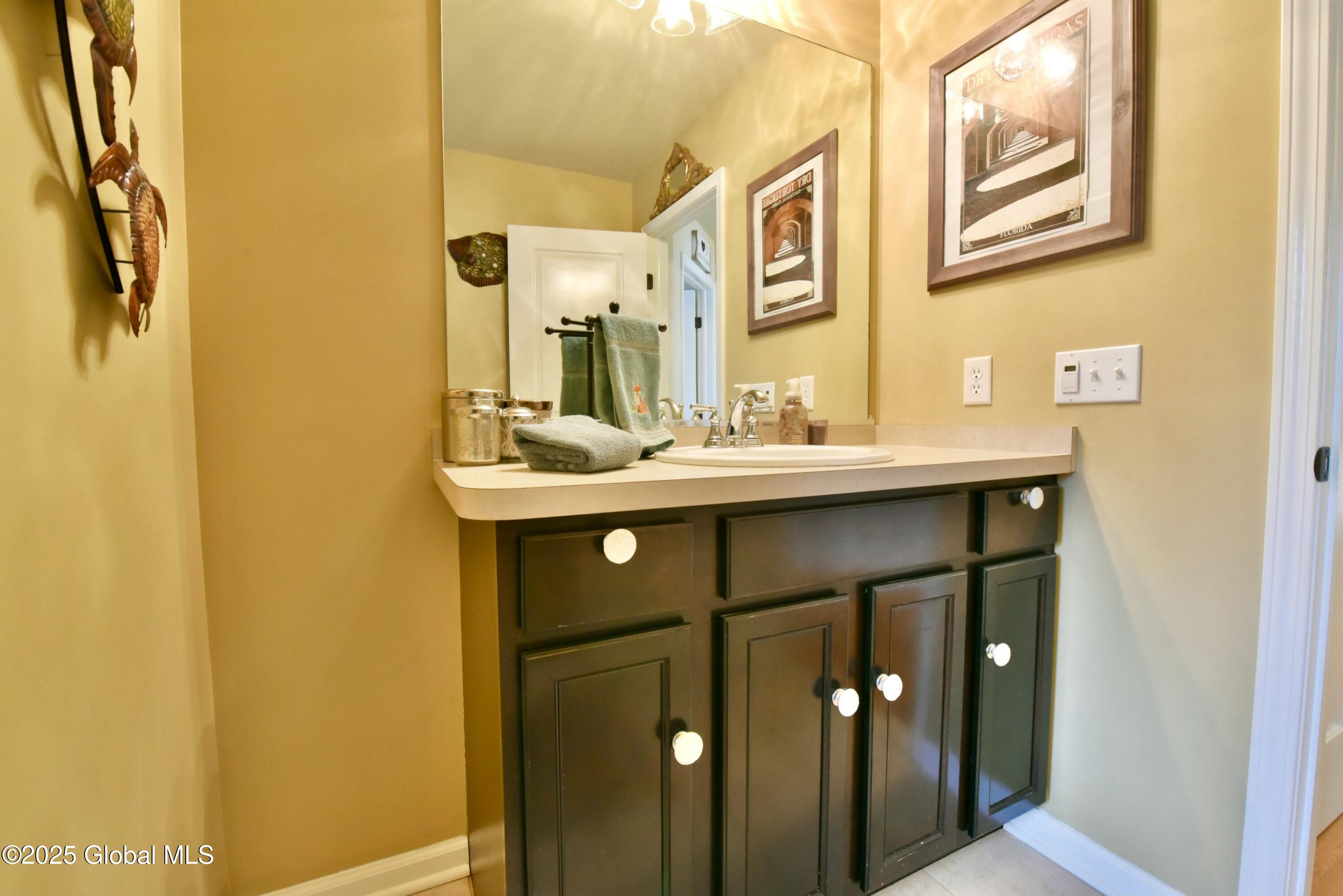 8 Cherry Court, Ballston Spa, New York image 37