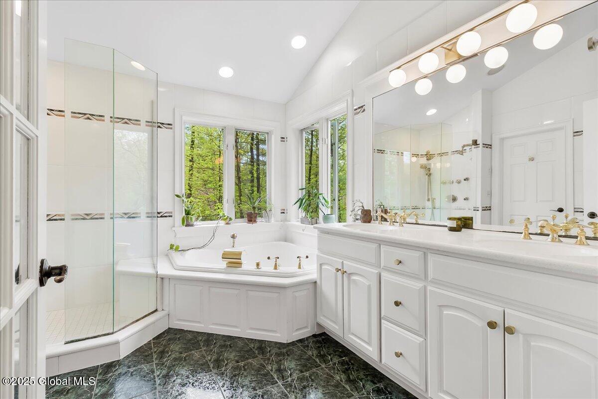 4 Ashley Place, Saratoga Springs, New York image 36