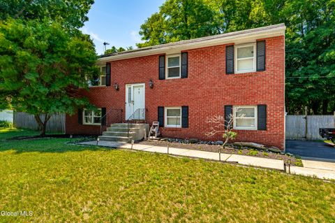 Photo of 2 Melissa Court, Albany, NY 12205 (MLS # 202621215)