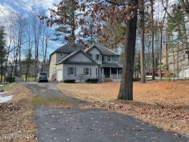 38 Hearthstone Drive, Gansevoort, New York image 1