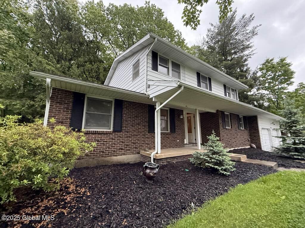804 Rosewood Terrace, Endicott, New York image 4
