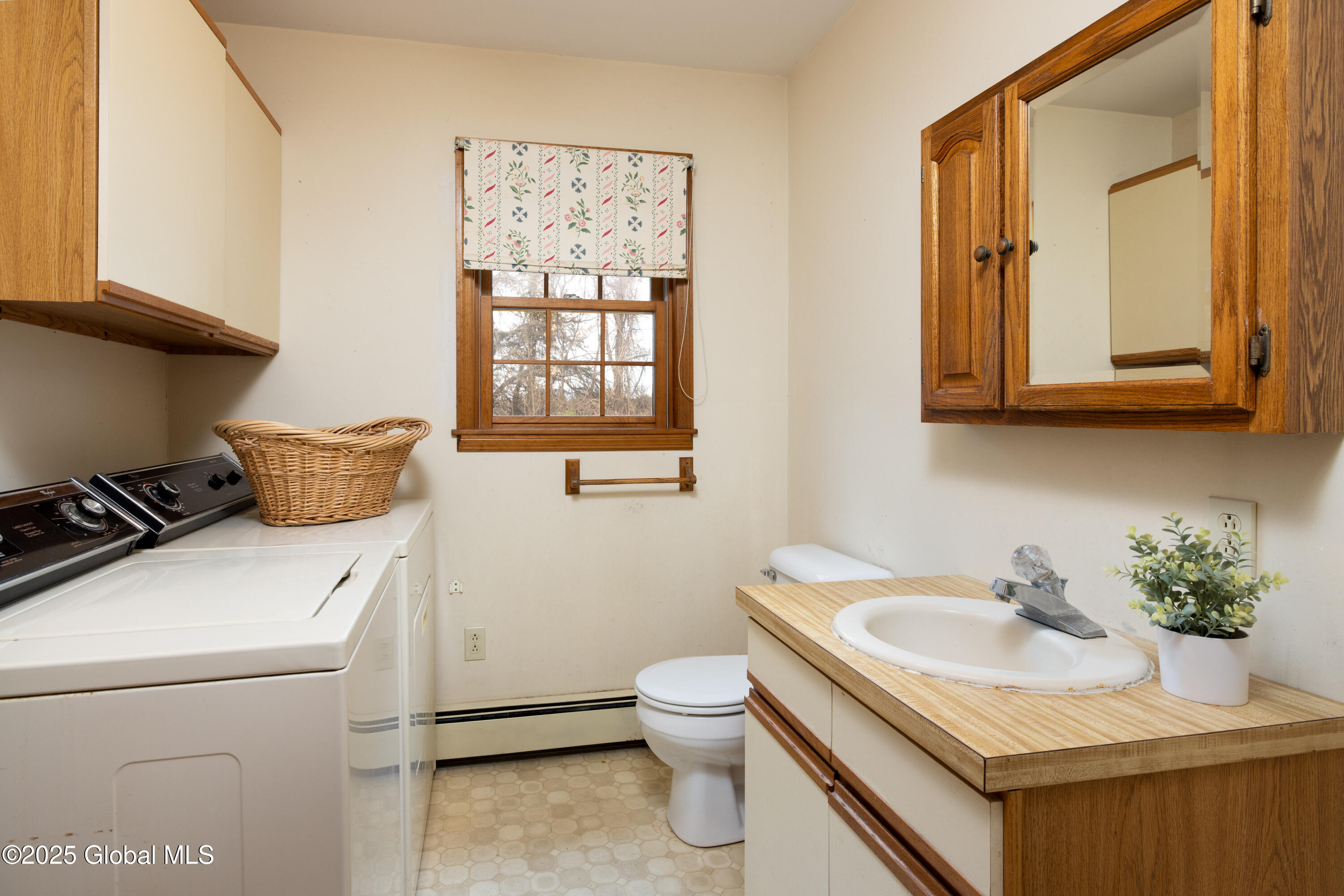 7 Stonehurst Drive, Queensbury, New York image 23