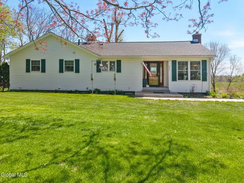 Photo of 377 Pangburn Road, Schenectady, NY 12306 (MLS # 202616126)