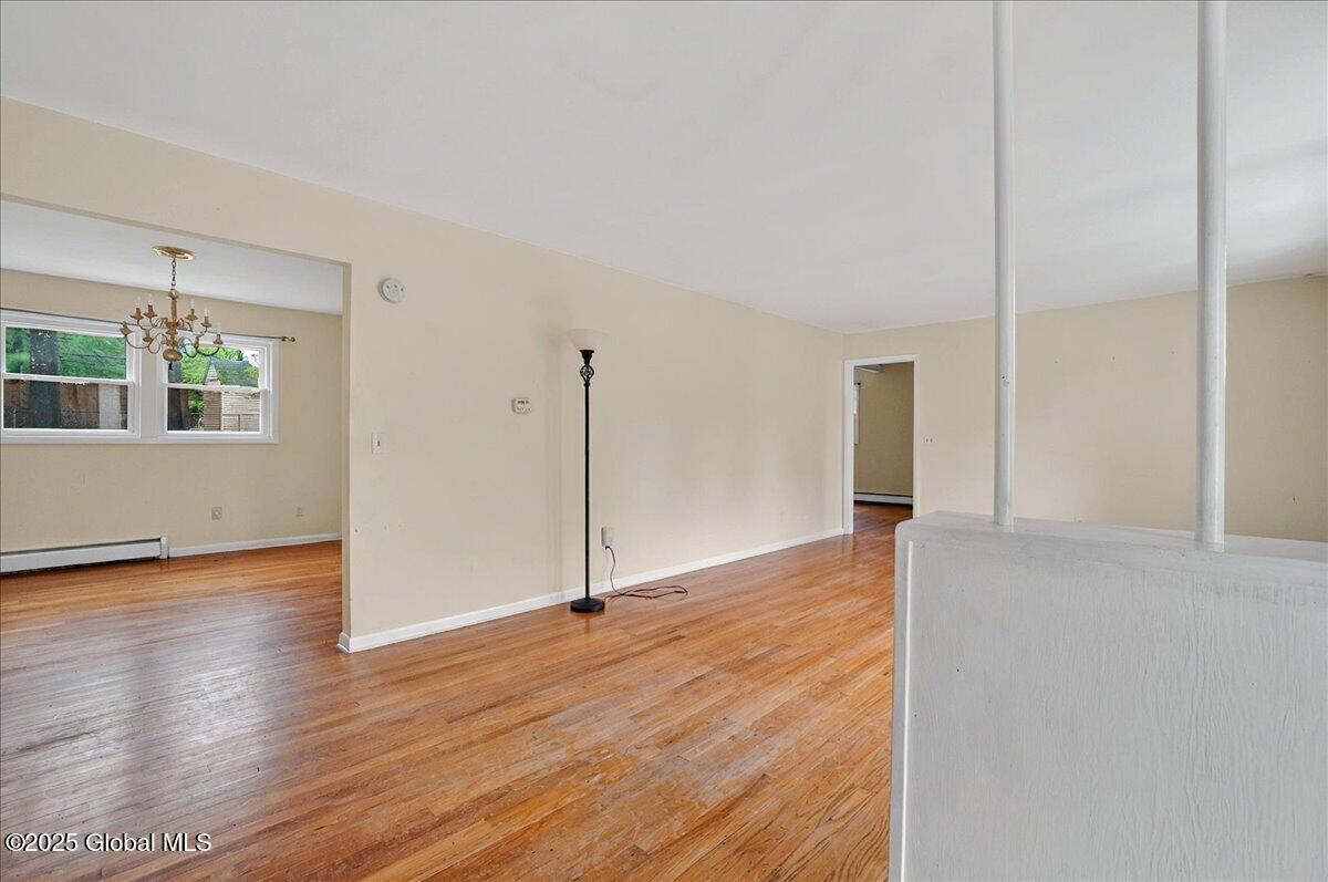 22 Meridian Lane, Ballston Lake, New York image 8