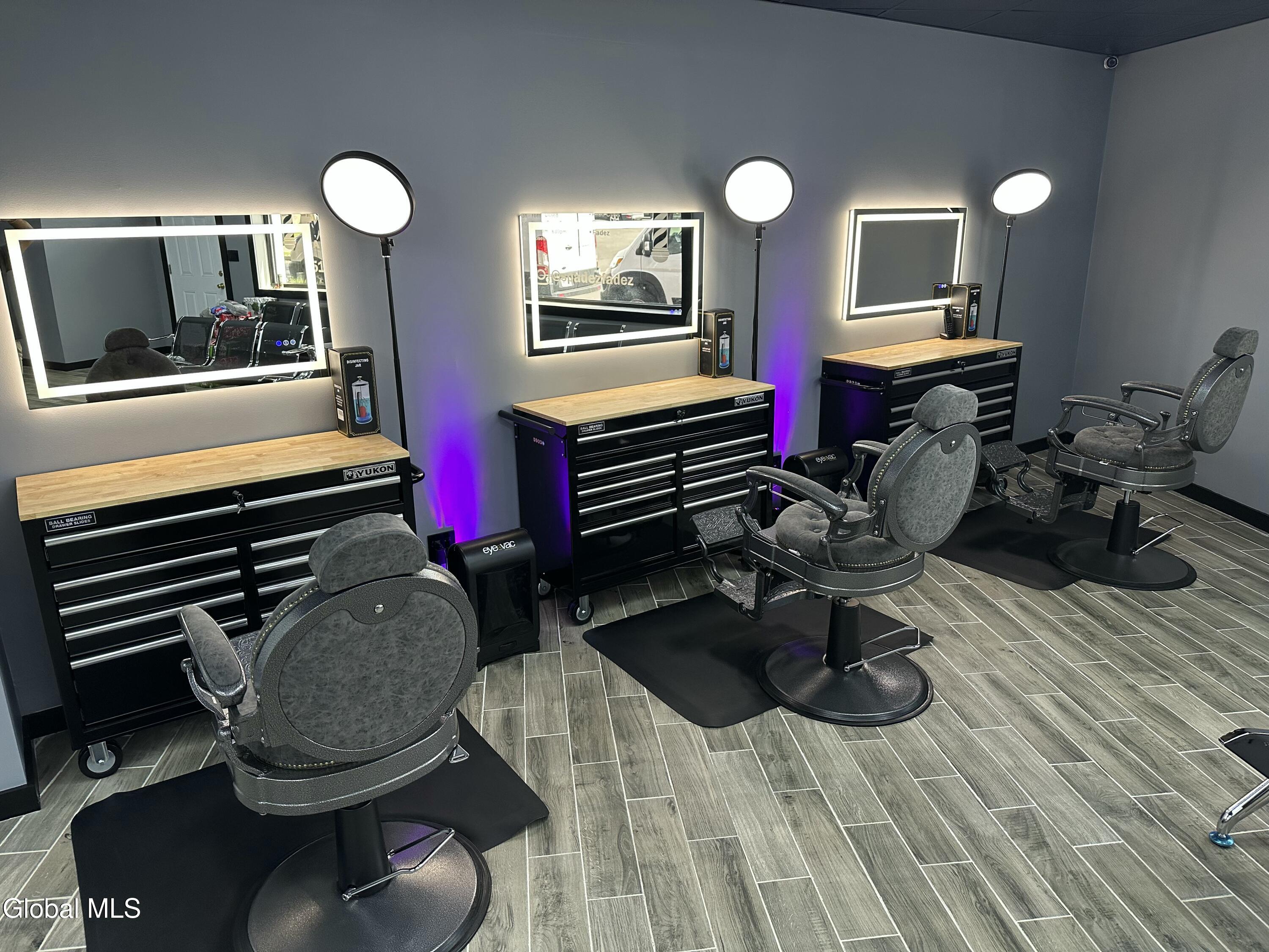 Schenectady, New York 12307, United States, ,Commercial,Active,207016